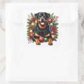 Rottweiler Amid Christmas Ornaments Quadratischer Aufkleber (Tasche)