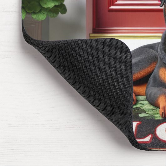 Rottweiler auf einer willkommenen Türmatte Mousepad (Ecke)