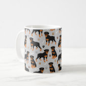 Rottweiler Dog Bones and Paws Tasse (Vorderseite Links)