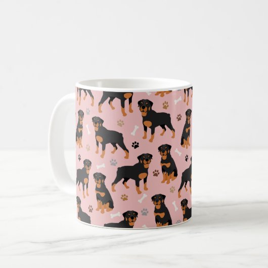 Rottweiler Dog Bones and Paws Tasse (Vorderseite Links)