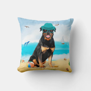 Rottweiler Dog on Beach Kissen