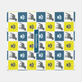Rottweiler Dog & Paw Print Yellow Grid Silhouette Fleecedecke (Vorderseite (Horizontal))