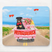 Rottweiler Dog Valentine's Day Lkw Herz Mousepad (Vorne)