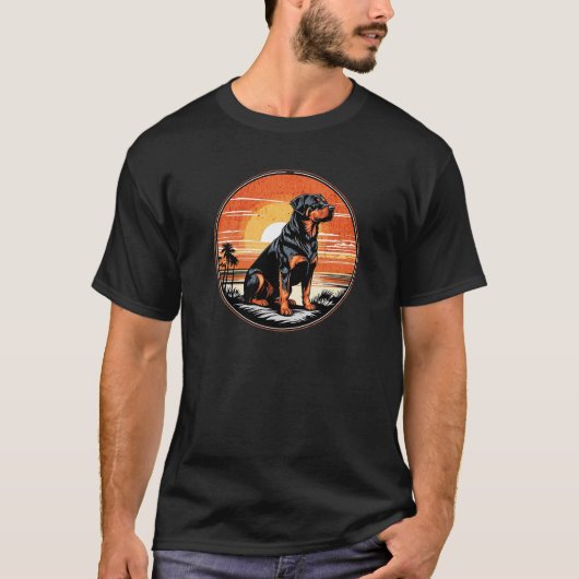 Rottweiler gegen Vintages Sonnenuntergang T-Shirt (Vorderseite)