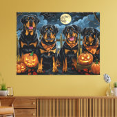 Rottweiler Halloween Spooky Leinwanddruck (Insitu (Wohnzimmer))