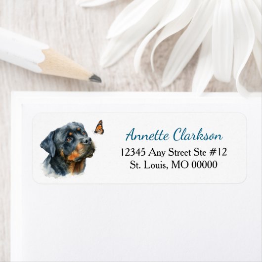 Rottweiler-Hund-Schmetterling-Wunder (Insitu)