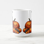 Rottweiler Hund von Halloween Pumpkins sitzend Kaffeetasse (Mittel)