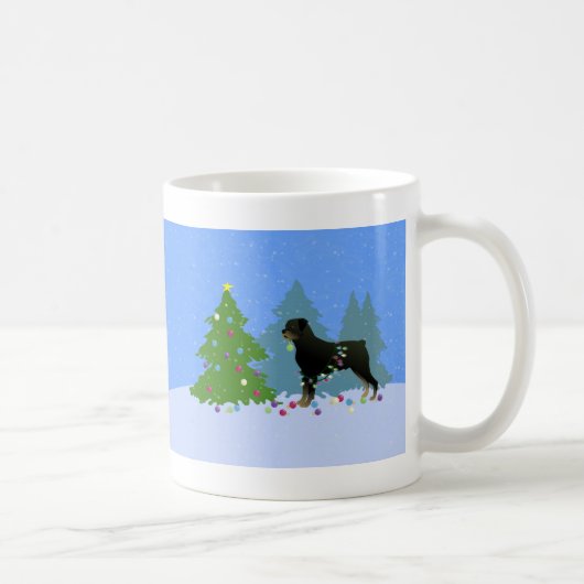 Rottweiler im Weihnachtswald Kaffeetasse (Rechts)