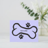 Rottweiler mit Bone N Pawprint Design Postkarte (Stehend Vorderseite)