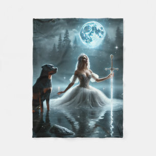 Rottweiler und Dame des Sees Fleecedecke