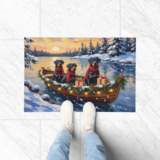 Rottweiler Weihnachtsboot Urlaub Fußmatte (Indoor)