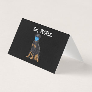 Rottweiler wenige Menschen Hund mit Gesichtsmaske