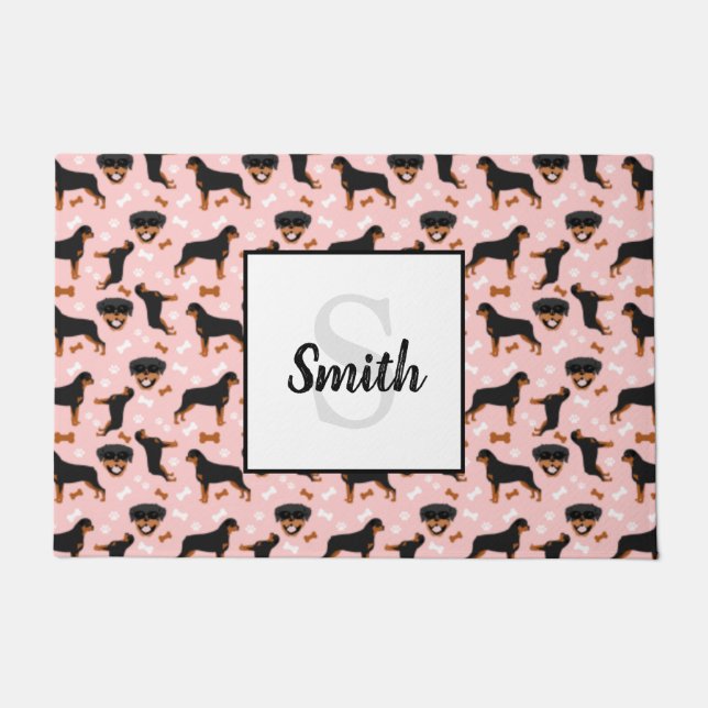 Rottweilers Rotties Dog l Monogramm Nachname Fußmatte (Vorderseite)