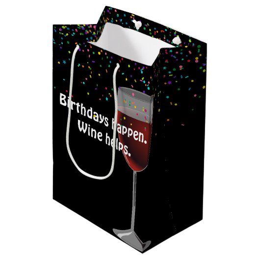 Rotwein Birthday Mittlere Geschenktasche Geschenktüte (Vorderseite Schrägansicht)