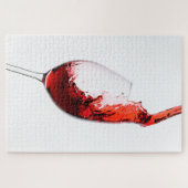 Rotwein fließt ins Weinglas Puzzle (Horizontal)