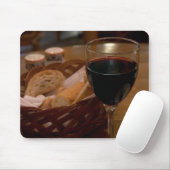 Rotwein in einem italienischen Restaurant Mousepad (Mit Mouse)