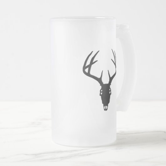 Rotwild-Jagd-Schädel mit den Geweihen Mattglas Bierglas (VorderseiteRechts)