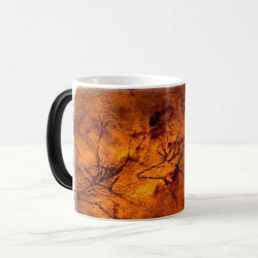 Rotwild von Lascaux Verwandlungstasse (Vorderseite Links)