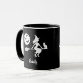 Rotzunge auf einem schwarzen und weißen Raum mit N Tasse (Vorderseite Links)