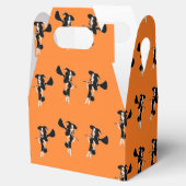 Rotzunge auf Orange Geschenkschachtel (Geöffnet)