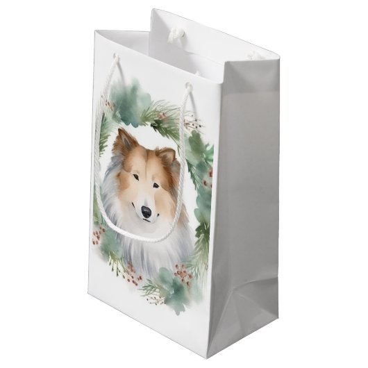 Rough Collie Christmas Wreath Kleine Geschenktüte (Rückseite Schrägansicht)