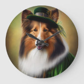 Rough Collie Dog in St. Patrick's Day Dress Große Wanduhr (Vorderseite)