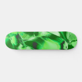 Rough metallic green dunes zeichnend skateboard (Horizontal)