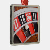 Roulette-Rad-Nahaufnahme Silbernes Ornament (Rechts)