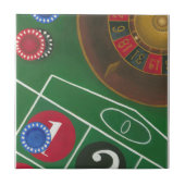 Roulettetisch mit Chips und Rädern Fliese (Vorderseite)