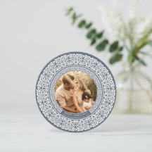 Round Blue + Off White Celtic Holiday Foto Card