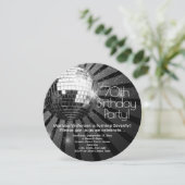 Round Disco Ball 70. Geburtstagsparty Einladung (Stehend Vorderseite)