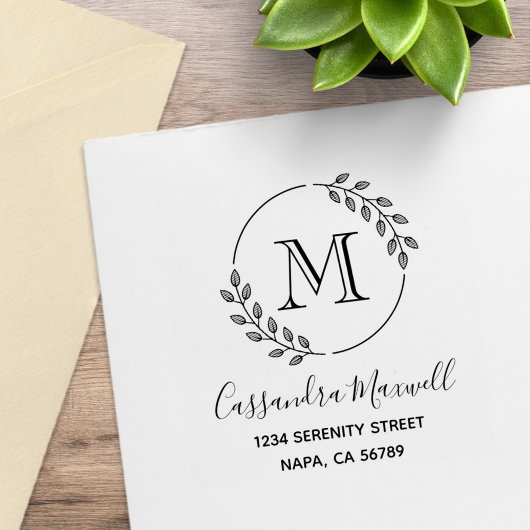 Round Leaves Wreath Monogram Address Gummistempel