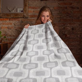 Rounded Rectangle Gray and White Fleecedecke