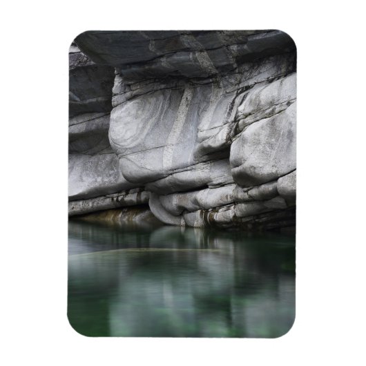 Rounded Rock Cliff by Verzasca River Magnet (Vertikal)