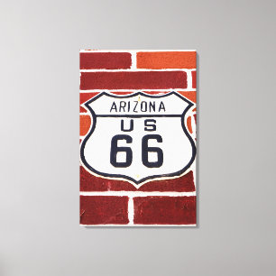 Route 66 Schild auf Ziegel