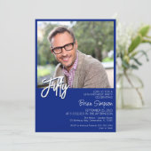 Royal Blue 50. Geburtstag Foto Einladung (Stehend Vorderseite)