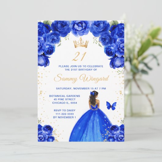 Royal Blue Dark Skin Princess Birthday Party Einladung (Stehend Vorderseite)