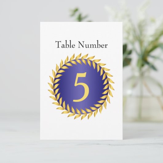 Royal Blue Elegance Monogram Tischnummer (Stehend Vorderseite)