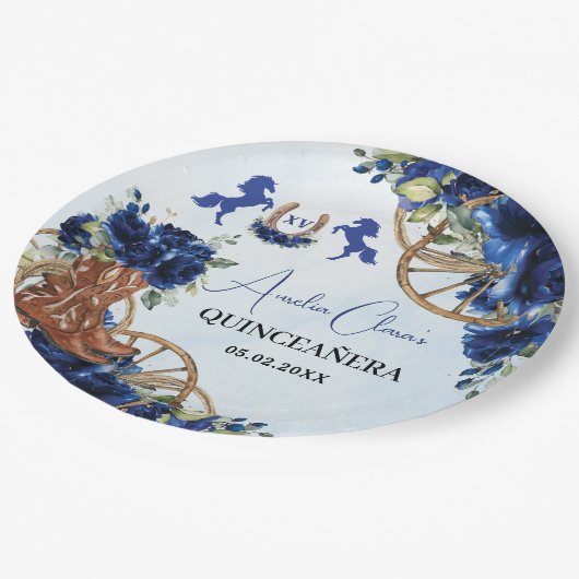 Royal Blue Floral Wild West Charro Quinceañera XV Pappteller (Schrägansicht)
