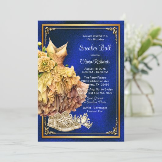 Royal Blue Gold Sneaker Ball Einladung (Stehend Vorderseite)