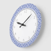 Royal Blue Greek Key Pattern Große Wanduhr (Winkel)