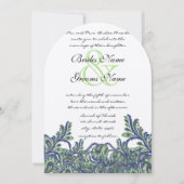 Royal Blue Green Feathery Paisley Peacock Wedding Einladung (Vorderseite)