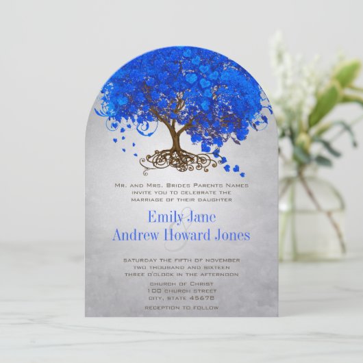 Royal Blue Heart Leaf Tree Wedding Einladungen (Stehend Vorderseite)