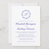 Royal Blue Monogram Wreath Script Wedding Einladung (Vorderseite)