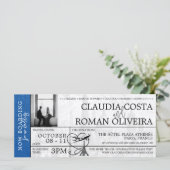 Royal Blue Paris Wedding Boarding Pass Einladung (Stehend Vorderseite)