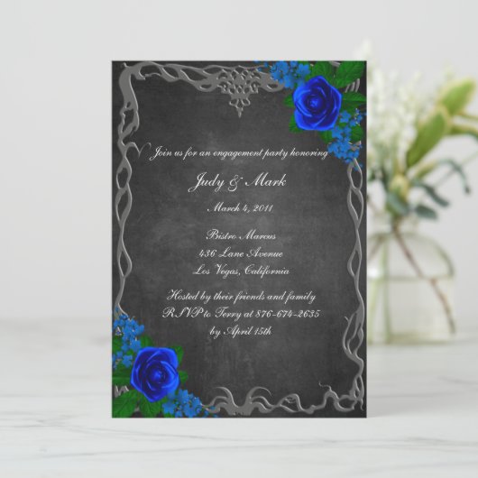Royal Blue Rose Chalk Board Fall Engagement Party Einladung (Stehend Vorderseite)