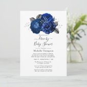 Royal Blue und Silver Floral Drive By Shower Einladung (Stehend Vorderseite)