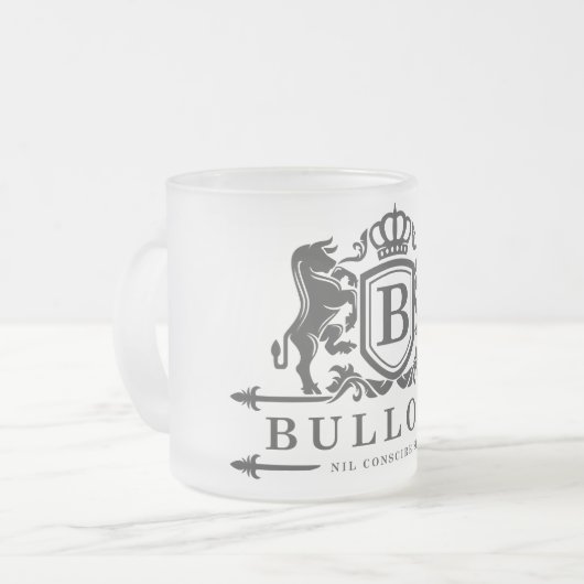 Royal Bullock Family Mattierte Tasse (Vorderseite Links)