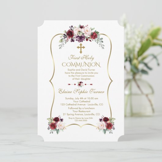 Royal Burgundy Blush Blume Erste Heilige Kommune Einladung (Stehend Vorderseite)