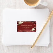 Royal Burgundy White Blume Gold Christening Adressaufkleber (Insitu)